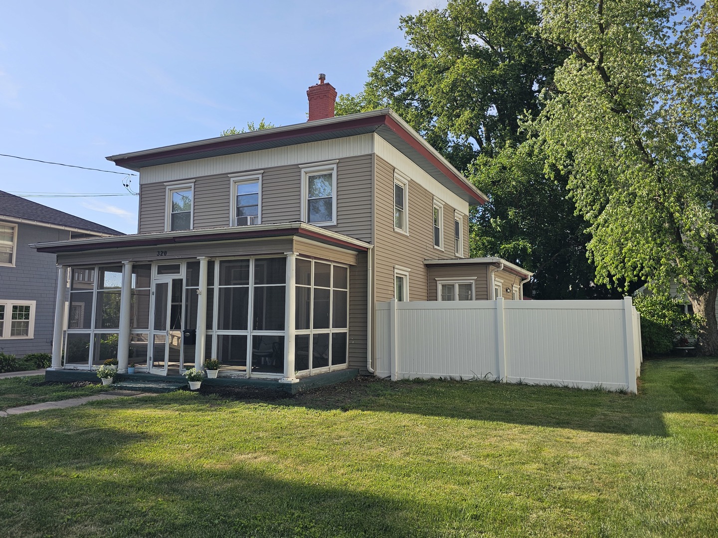 320 Congress Street Ottawa, IL 61350 - Photo 2 of 26 Gallery Image 2