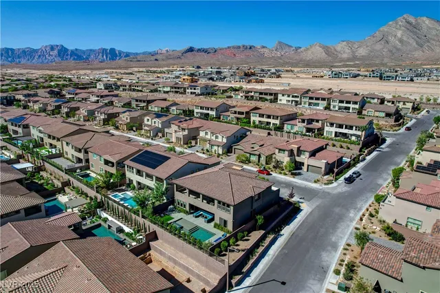 $2,165,000 | 236 Carmel Sky Street, Las Vegas, NV 89138