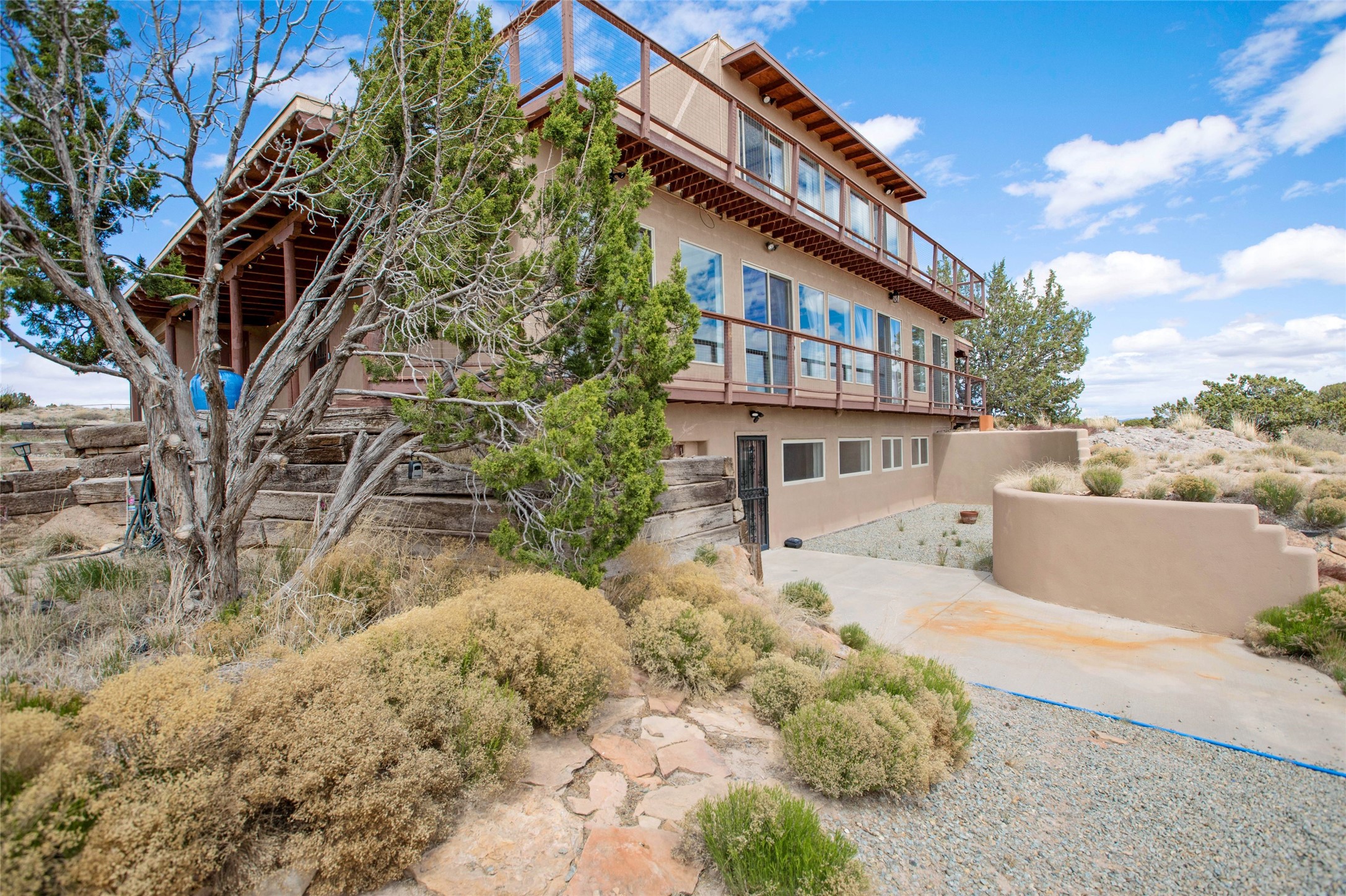 100 Rancho Alegre Road Santa Fe, NM 87508 - Photo 30 of 32
