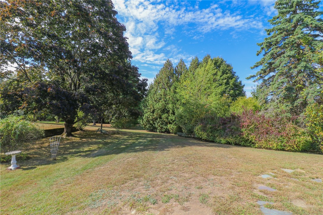 25 Red Gate Road Cumberland, RI 02864 - Photo 8 of 44