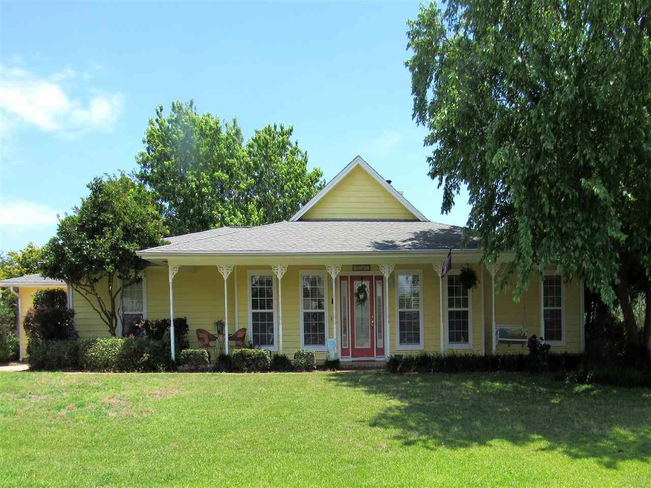 3747 Bengal Road Gulf Breeze, FL 32563 - Photo 1 of 30