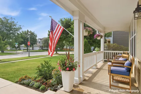 $549,900 | 1932 Harrison Avenue, Mundelein, IL 60060