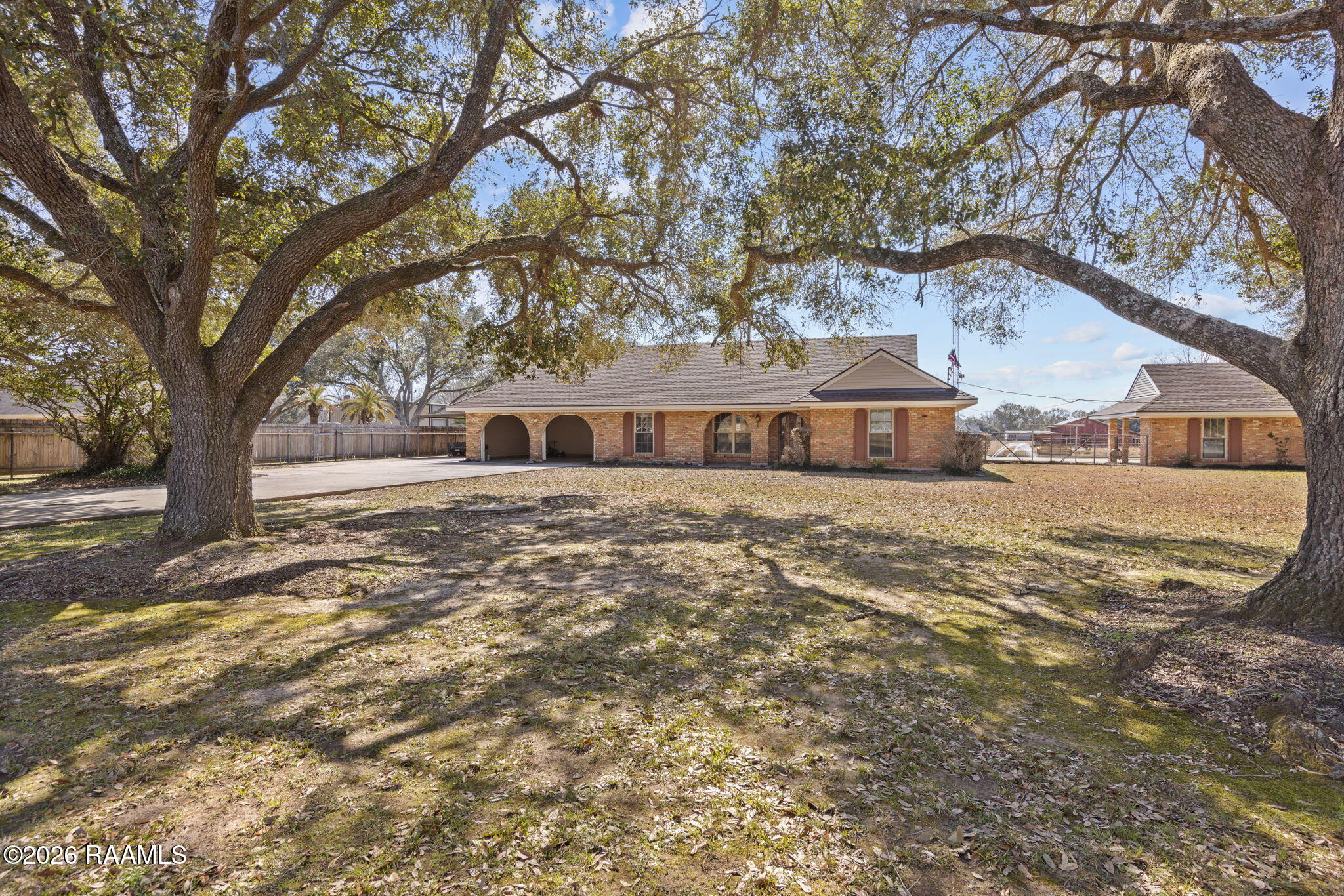350 Teljean Road Lafayette, LA 70503 - Photo 2 of 37 Large Oak Trees