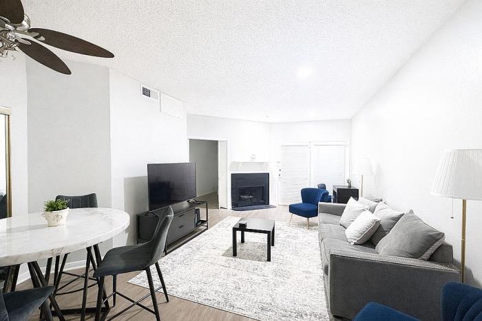 5550 Spring Valley Road, Unit E14 Dallas, TX 75202 - Photo 1 of 12