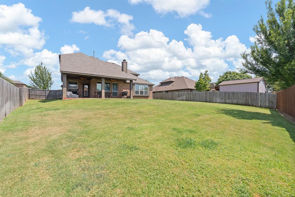 1112 Cardinal Ridge Road Burleson, TX 76028 - Photo 29 of 36 Gallery Image 29