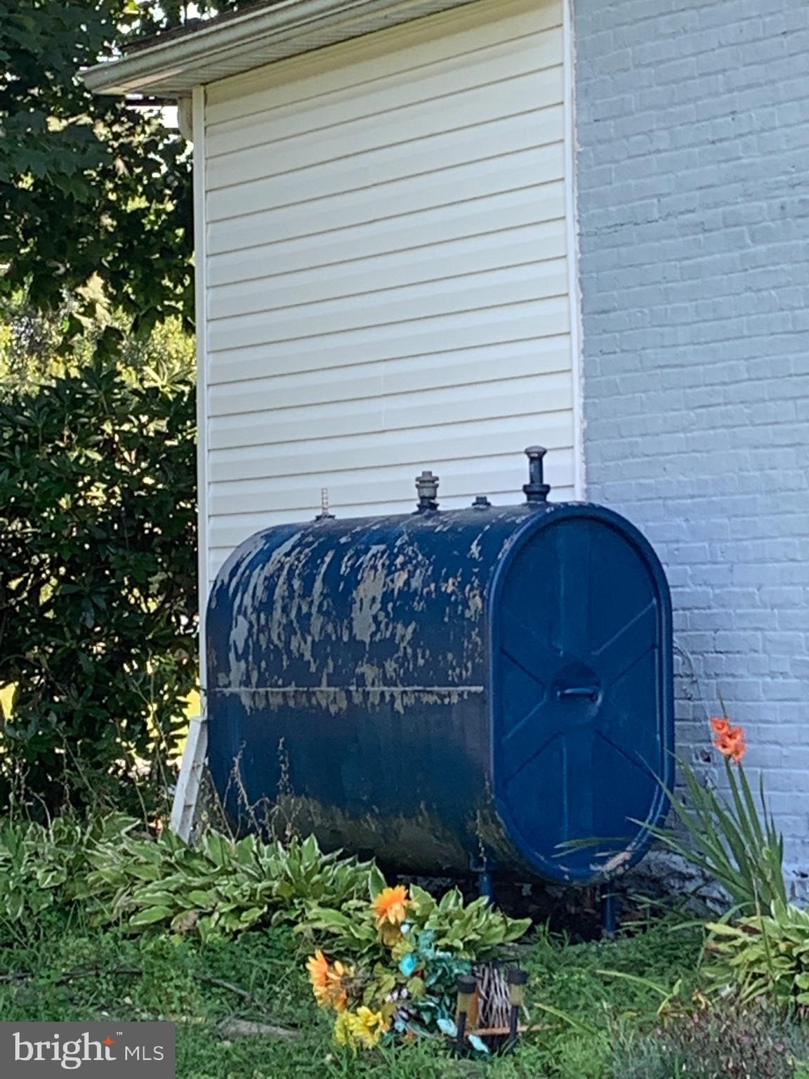 715 Deer Park Road Westminster, MD 21157 - Photo 7 of 11