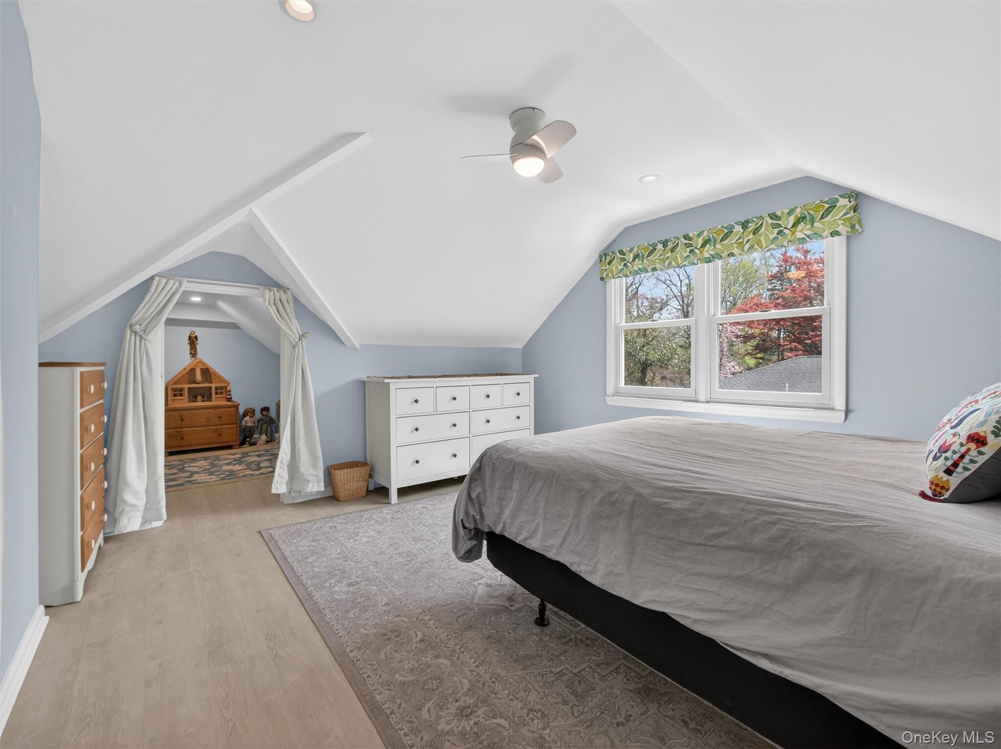 98 Greenbush Road Tappan, NY 10983 - Photo 17 of 33