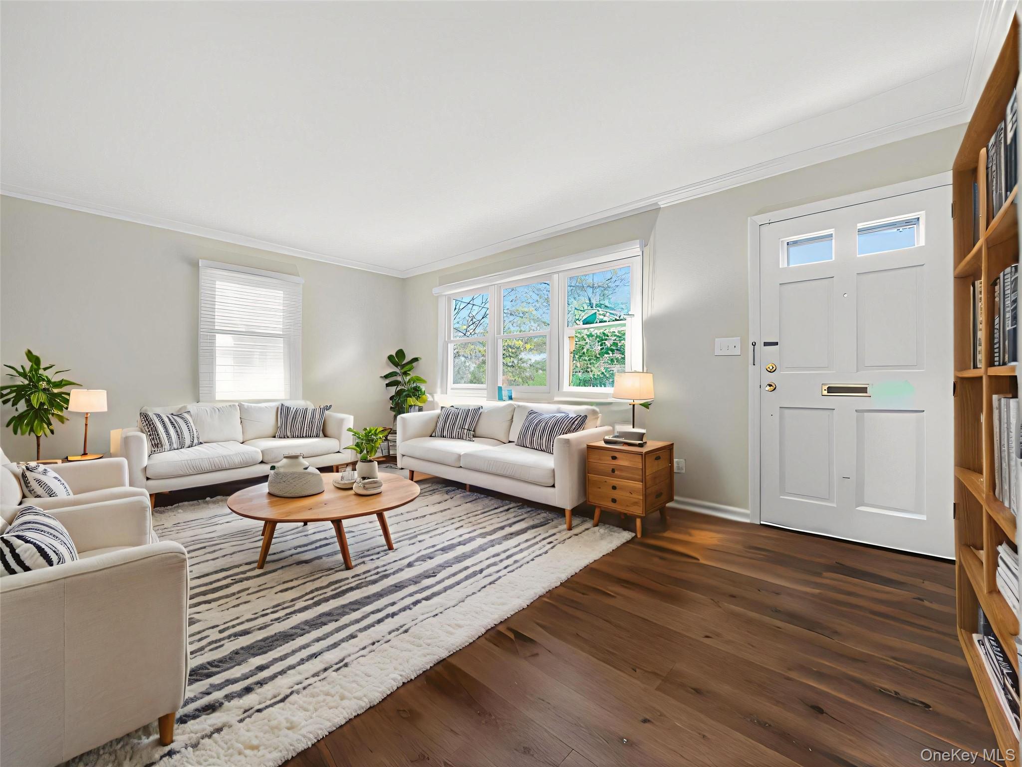 98 Greenbush Road Tappan, NY 10983 - Photo 6 of 33