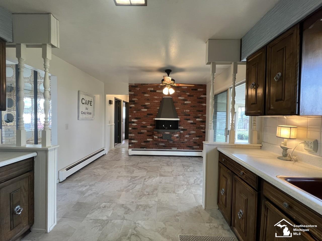 4072 Teal Road Petersburg, MI 49270 - Photo 9 of 33 50171387-d42933f5-c3d8-4a56-86ef-2cd87dd6a8b2.JPG