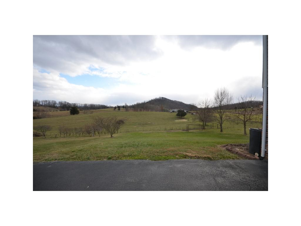 157 Harwood Road Gray, TN 37615 - Photo 16 of 24 Photo 16