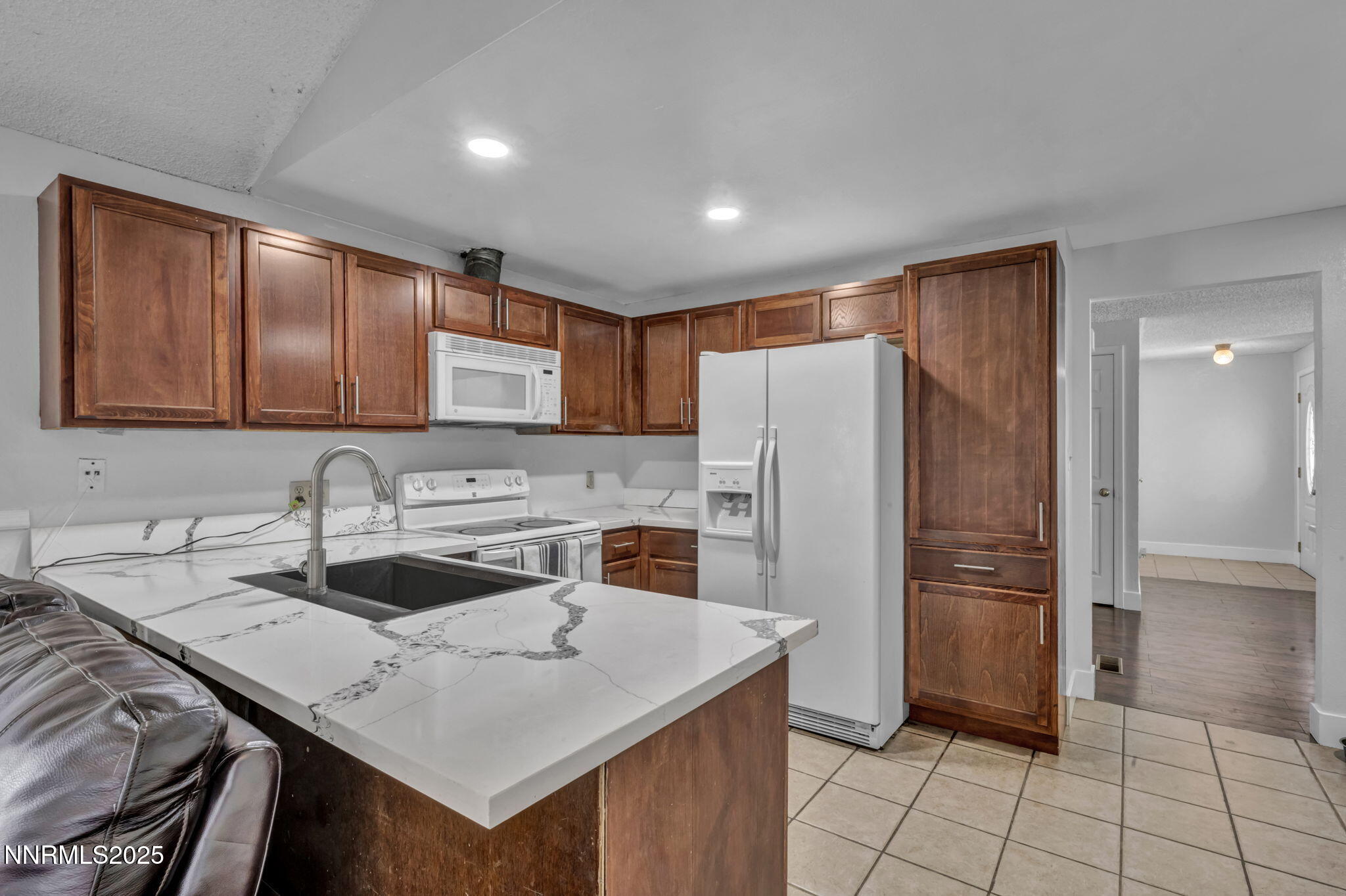 4405 Mesa Grande Court Reno, NV 89502 - Photo 9 of 38 4405-mesa-grande-ct-39