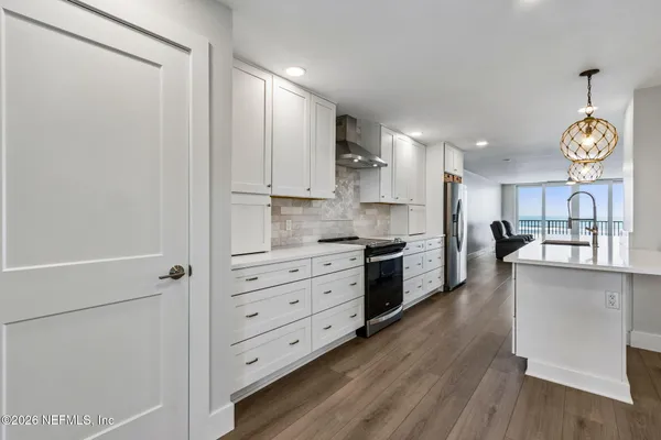 $879,000 | 275 1st Street South, Unit 304, Jacksonville Beach, FL 32250