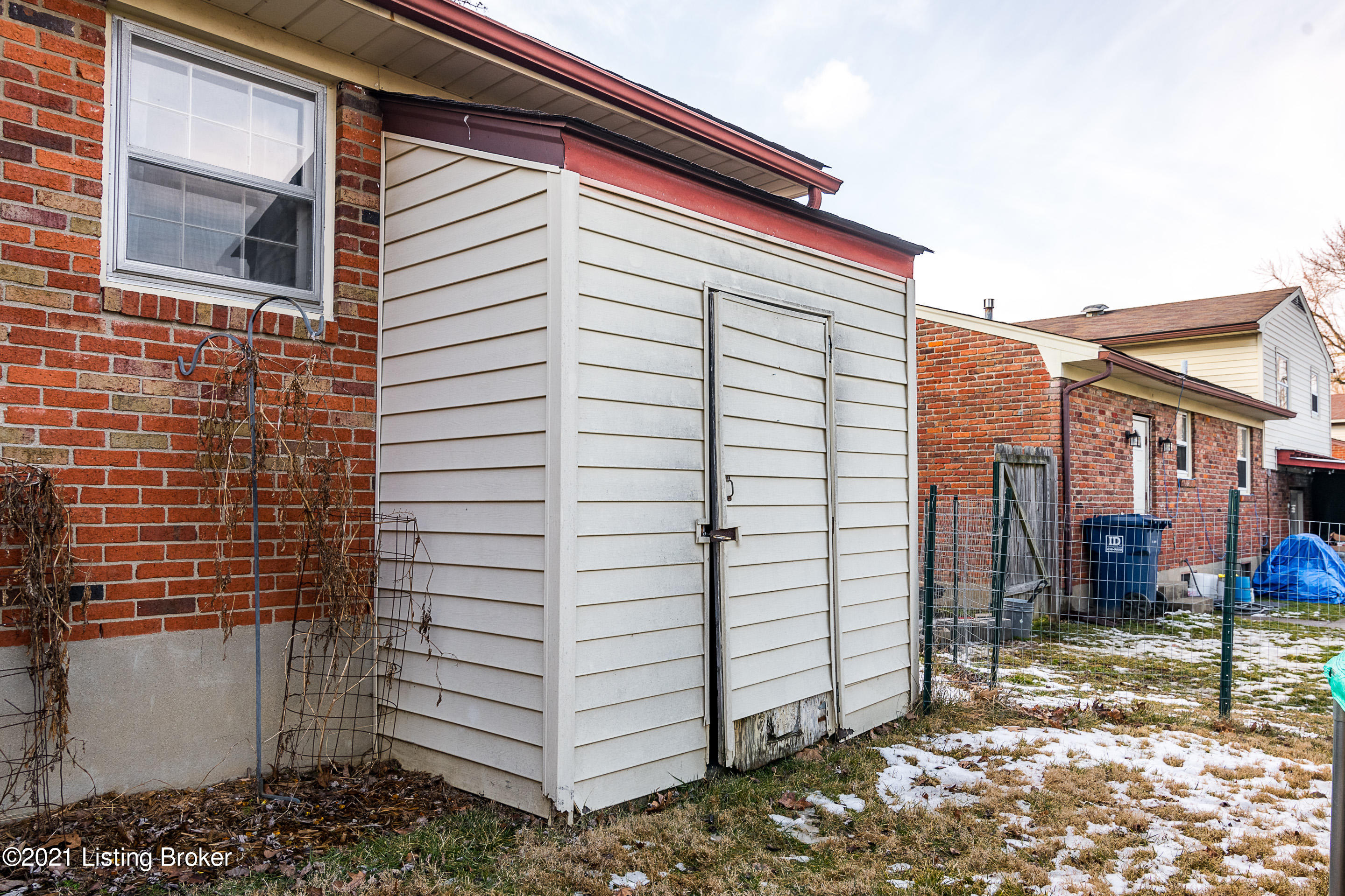 9324 Fairground Road Louisville, KY 40291 - Photo 35 of 39 DHI-30