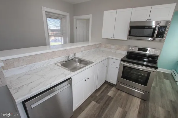 $1,985 | 700 Main Street, Red Hill, PA 18076