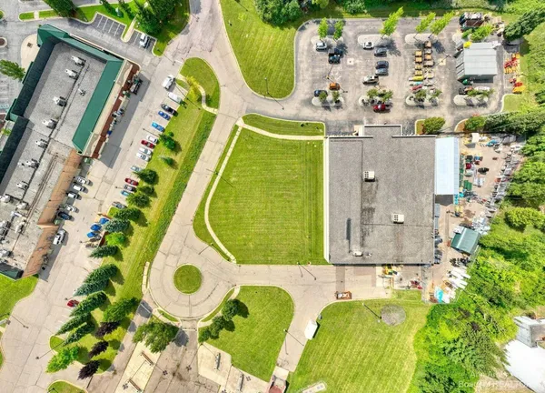 $250,000 | 7608 East Michigan Avenue, Saline, MI 48176