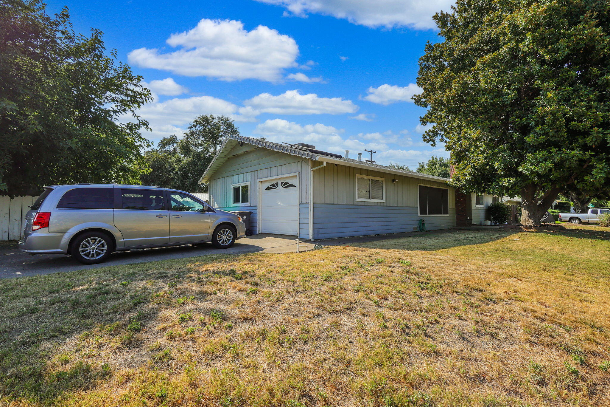 140 Chestnut Avenue Red Bluff, CA 96080 - Photo 23 of 26 a view of a car in front of a house