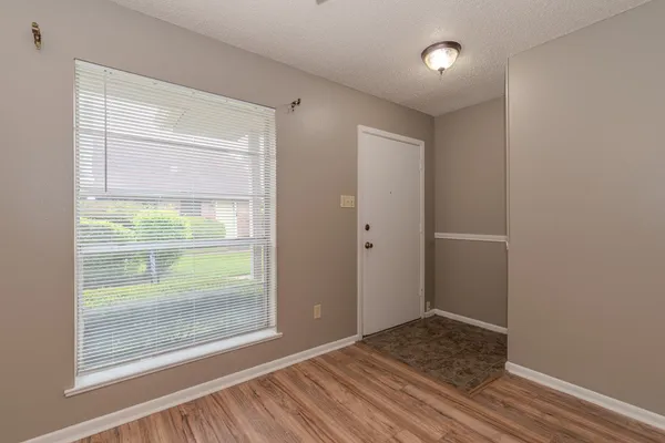 $1,350 | 6638 Lexington Drive, Beaumont, TX 77706