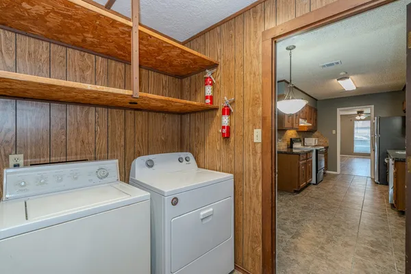 $1,350 | 6638 Lexington Drive, Beaumont, TX 77706