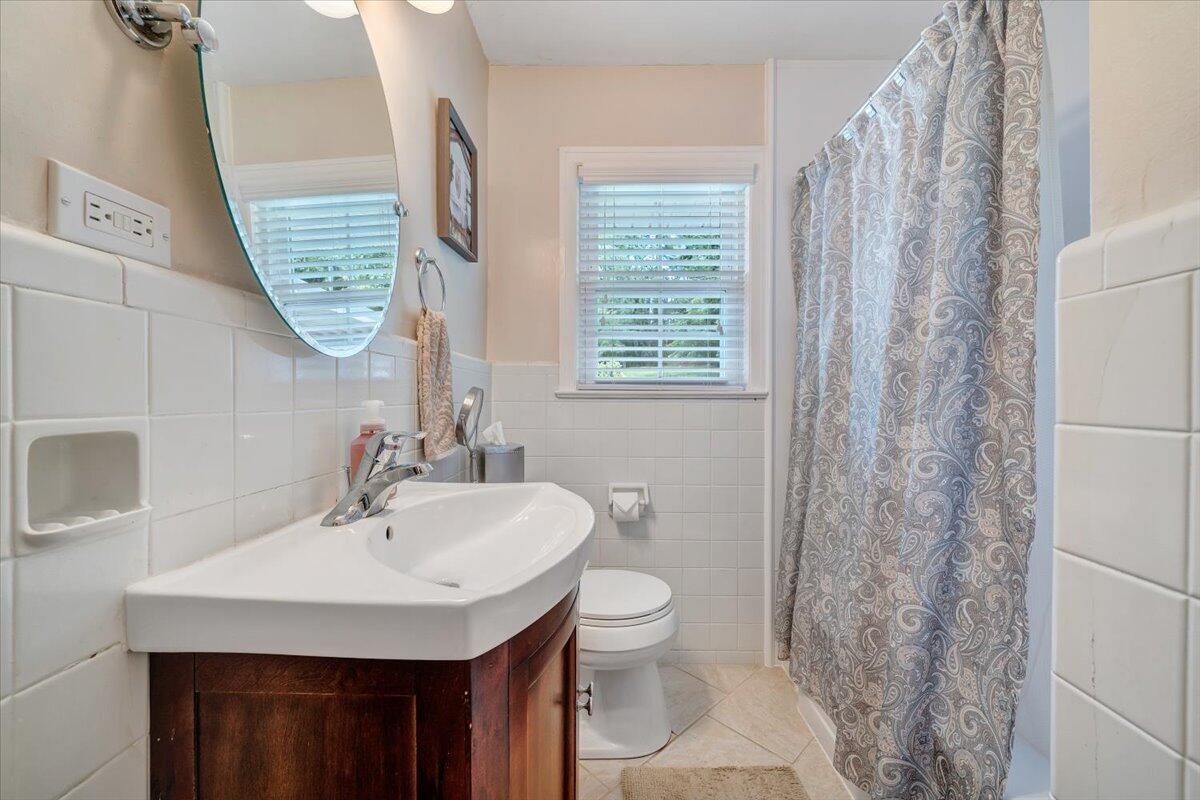 2739 Grandin Road Southwest Roanoke, VA 24015 - Photo 18 of 55 18-MIB03198