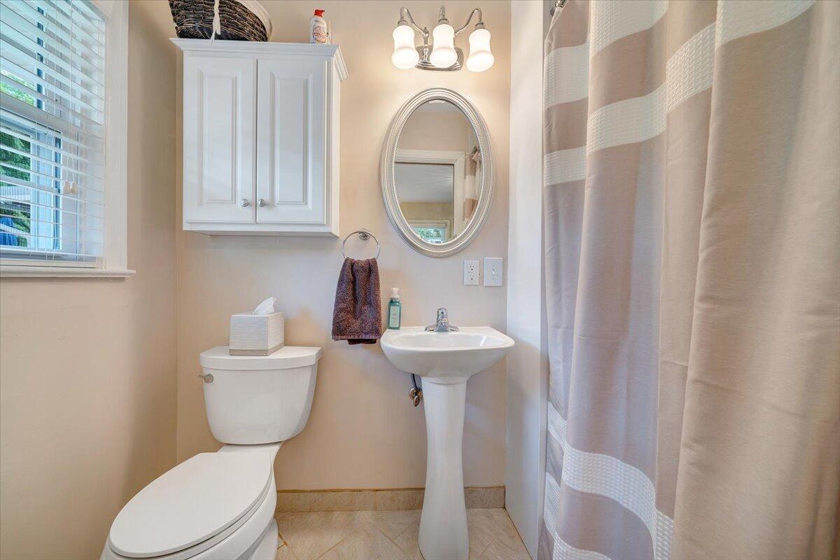 2739 Grandin Road Southwest Roanoke, VA 24015 - Photo 22 of 55 22-MIB03213