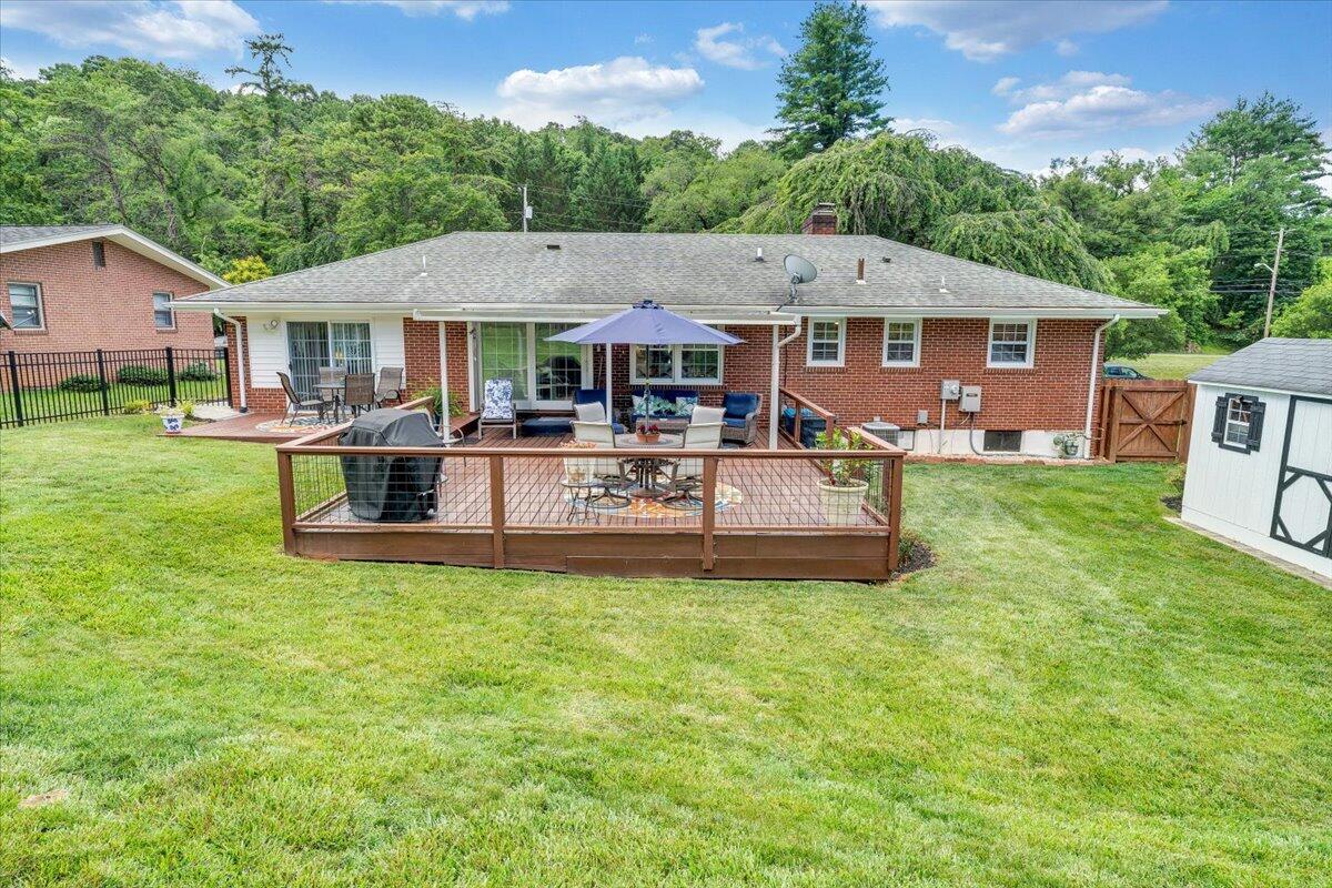 2739 Grandin Road Southwest Roanoke, VA 24015 - Photo 45 of 55 45-MIB03285