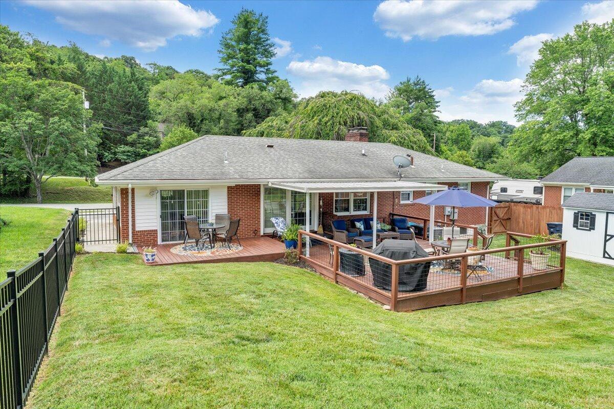 2739 Grandin Road Southwest Roanoke, VA 24015 - Photo 48 of 55 48-MIB03294