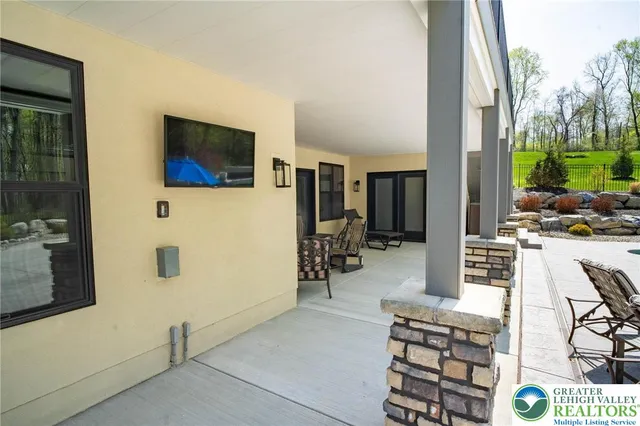 $1,425,000 | 233 European Drive, Fleetwood, PA 19522