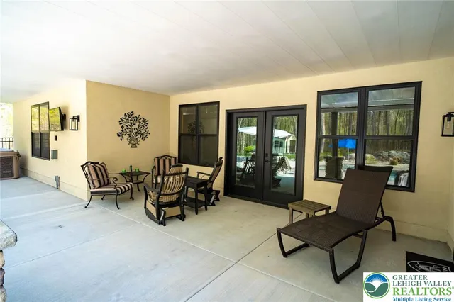 $1,425,000 | 233 European Drive, Fleetwood, PA 19522