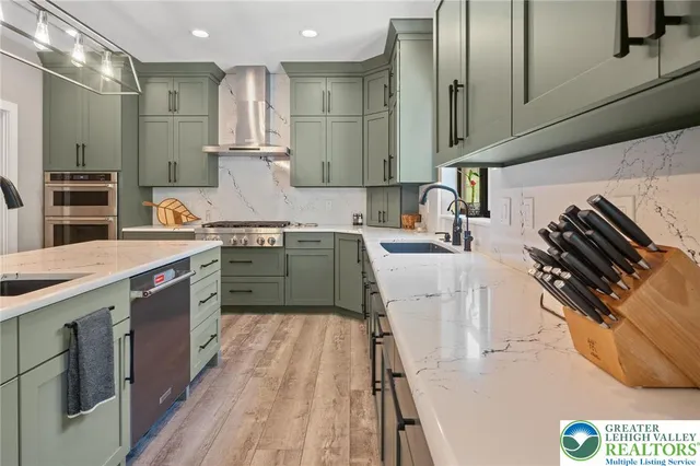 $1,425,000 | 233 European Drive, Fleetwood, PA 19522