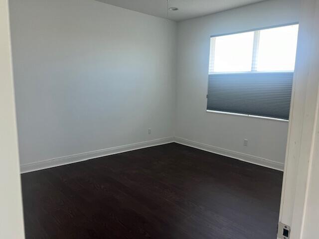 21026 Southwest Modena Way Port St. Lucie, FL 34986 - Photo 20 of 57 thumbnail_IMG_3098