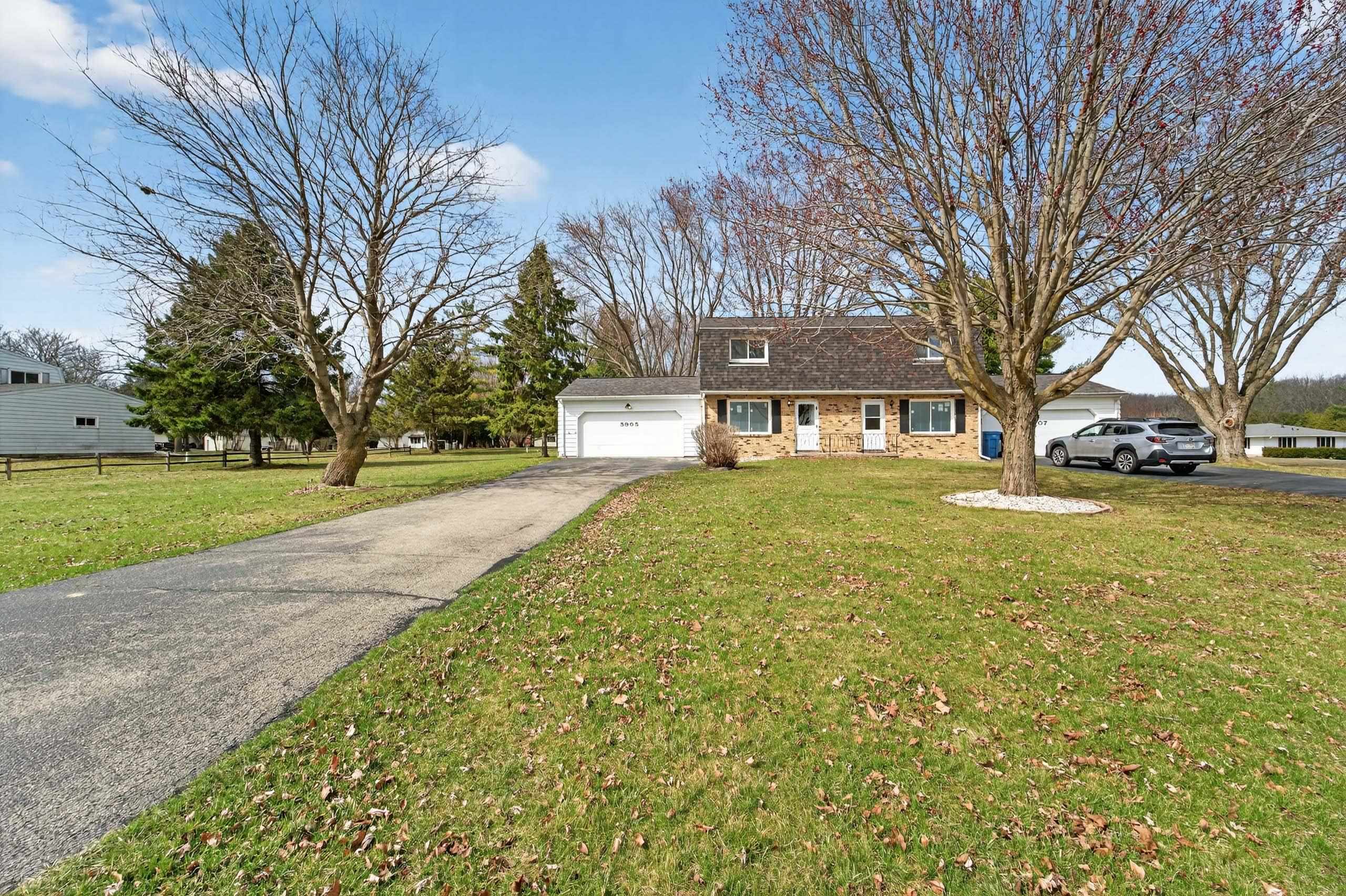 5905 Rattman Road, Unit 5905 Madison, WI 53718 - Photo 2 of 37
