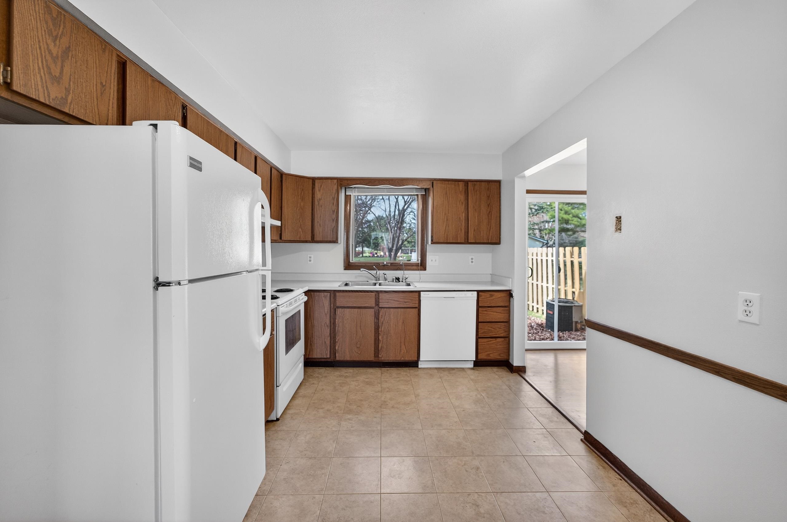 5905 Rattman Road, Unit 5905 Madison, WI 53718 - Photo 23 of 37