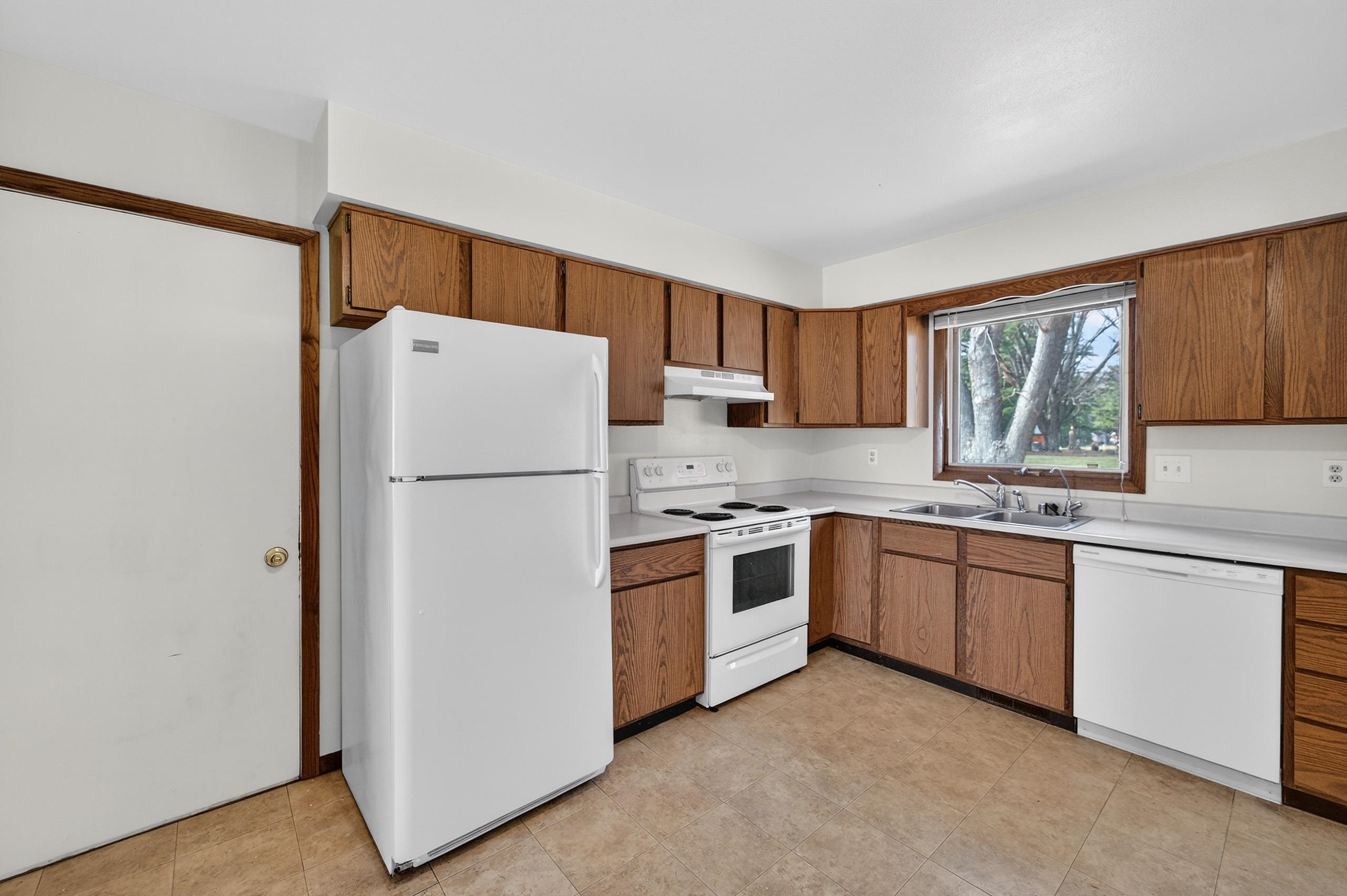 5905 Rattman Road, Unit 5905 Madison, WI 53718 - Photo 24 of 37