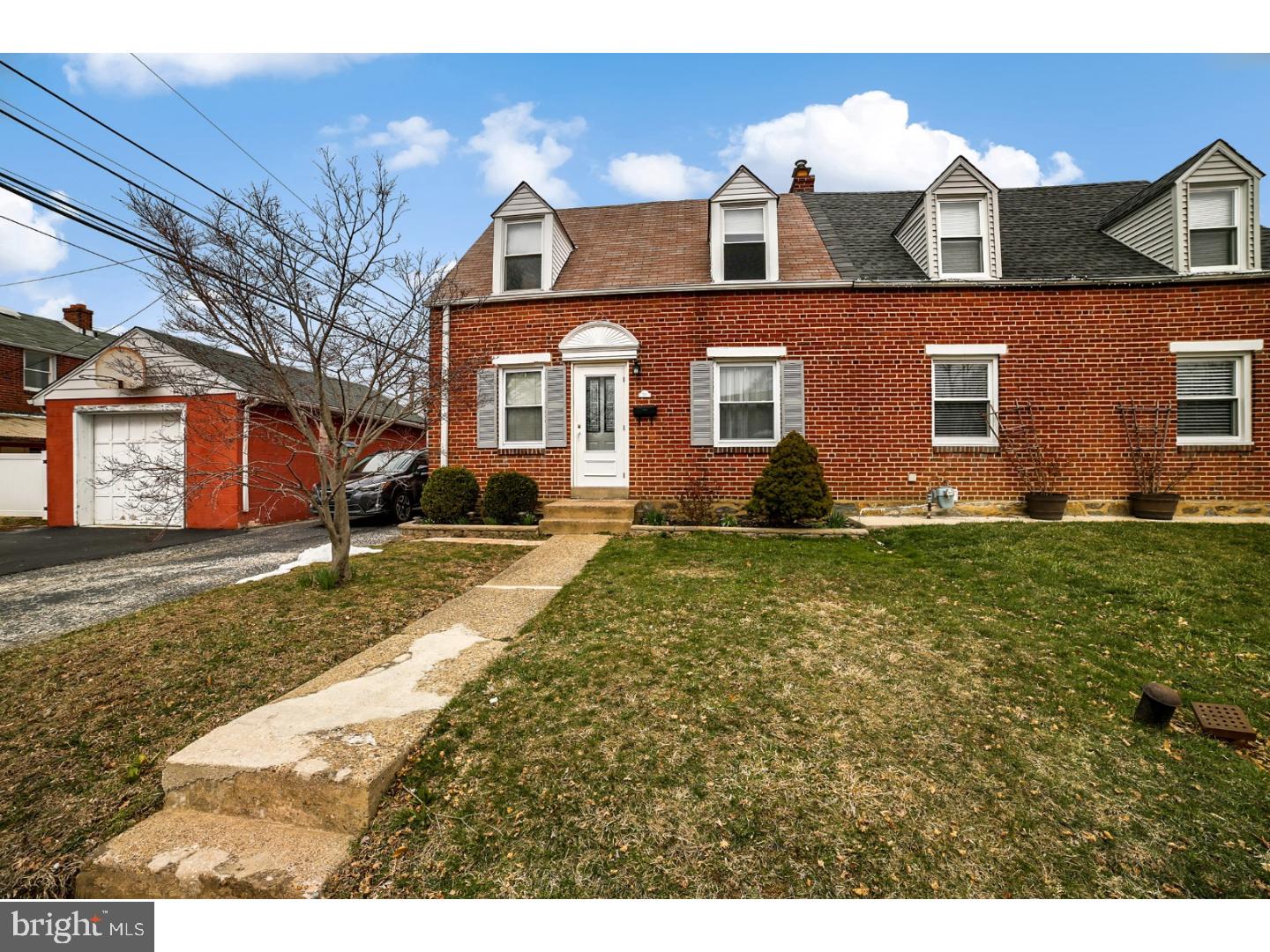746 Parklane Road Swarthmore, PA 19081 - Photo 1 of 25