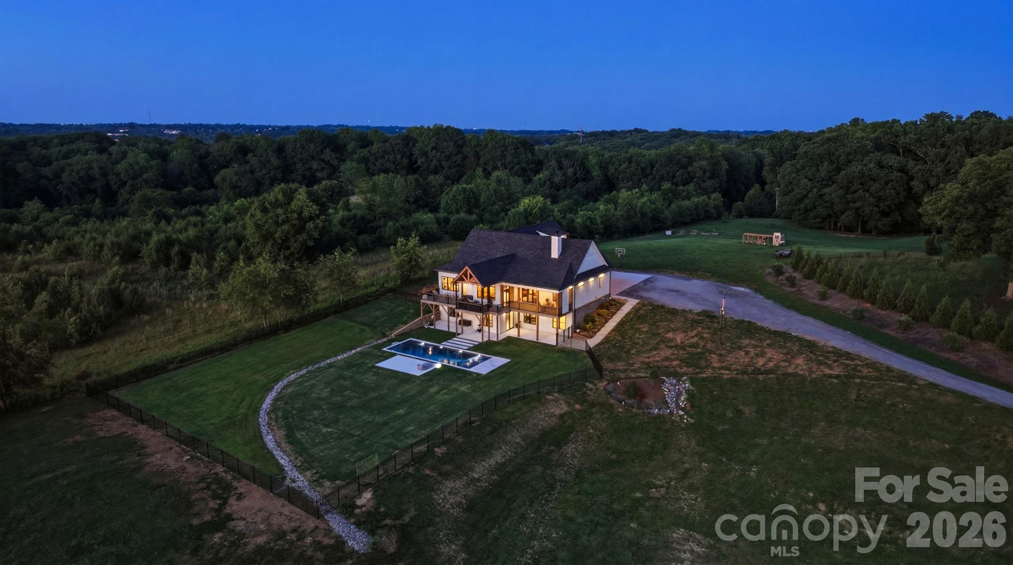 2322 Moss Farm Road Hickory, NC 28602 - Photo 8 of 48