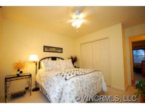 272 Mockingbird Road Swannanoa, NC 28778 - Photo 7 of 11 Gallery Image 7
