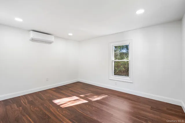 $165,000 | 43 Oxford Circle, Loch Sheldrake, NY 12759