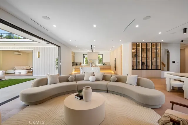 $4,495,000 | 16728 Morrison Street, Encino, CA 91436