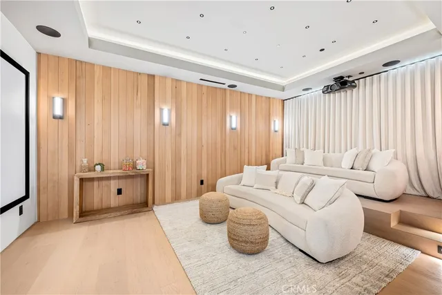 $4,495,000 | 16728 Morrison Street, Encino, CA 91436