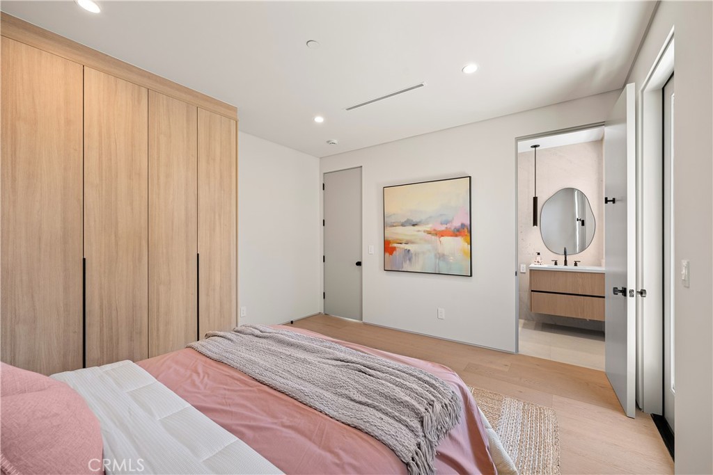 16728 Morrison Street Encino, CA 91436 - Photo 32 of 75