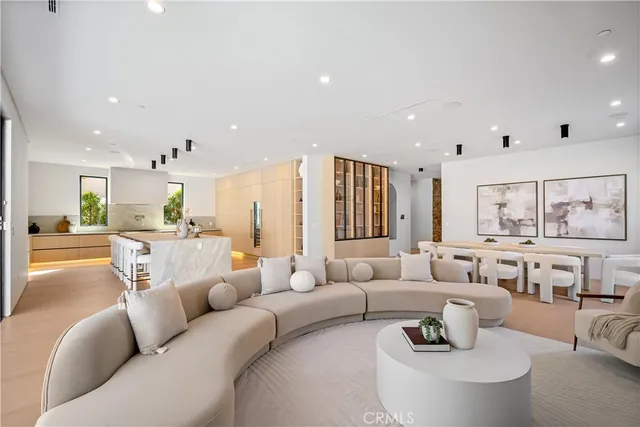 $4,495,000 | 16728 Morrison Street, Encino, CA 91436