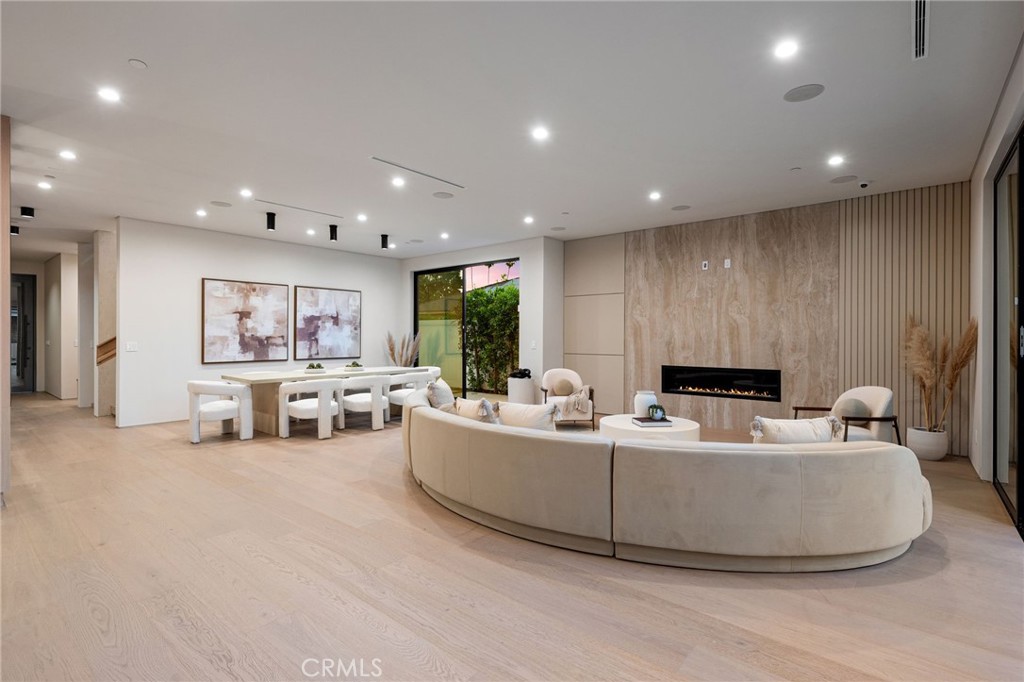 16728 Morrison Street Encino, CA 91436 - Photo 8 of 75