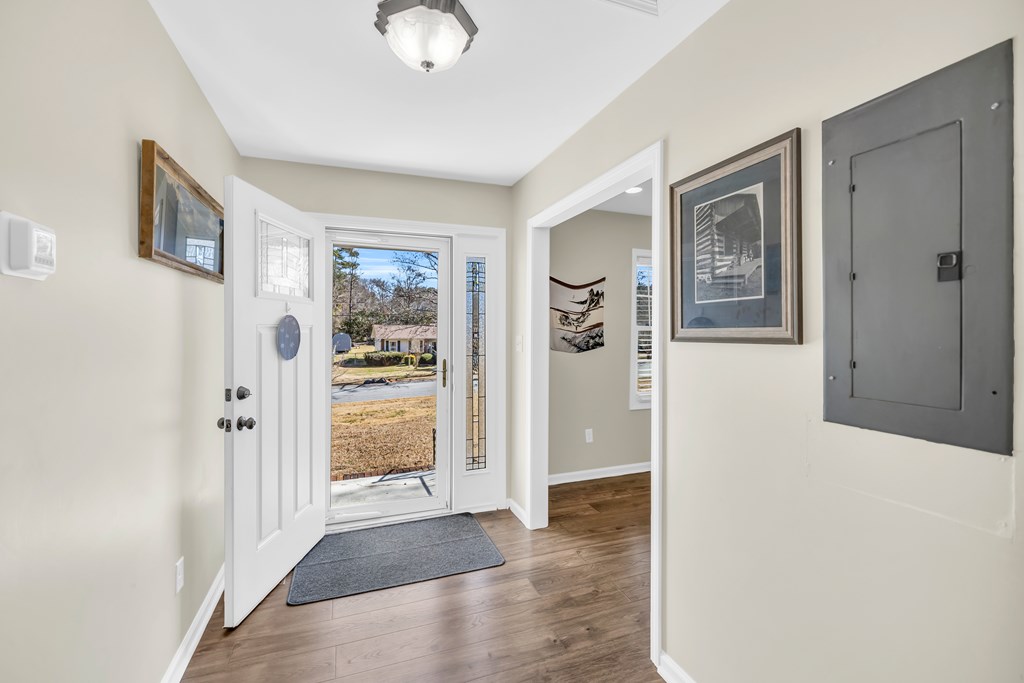 219 Manning Road Greenwood, SC 29649 - Photo 4 of 39 Gallery Image 4