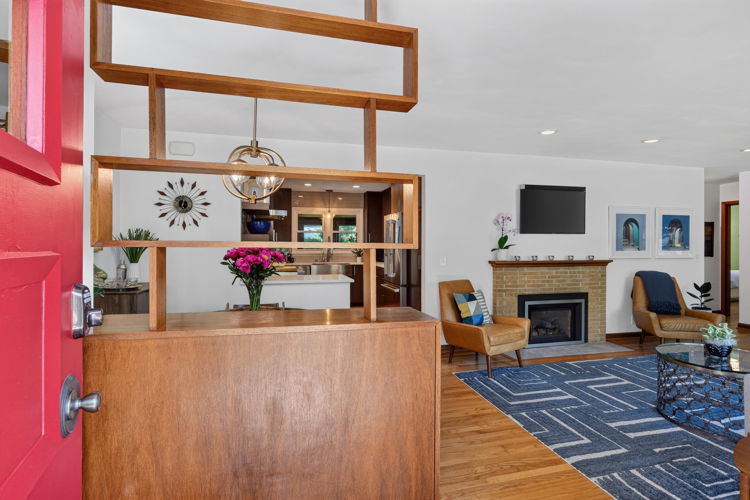 526 Woodside Terrace Madison, WI 53711 - Photo 8 of 66