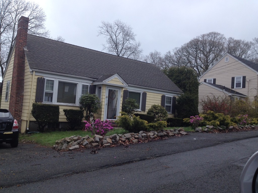 58 Bates Road Swampscott, MA 01907 - Photo 2 of 20 Gallery Image 2