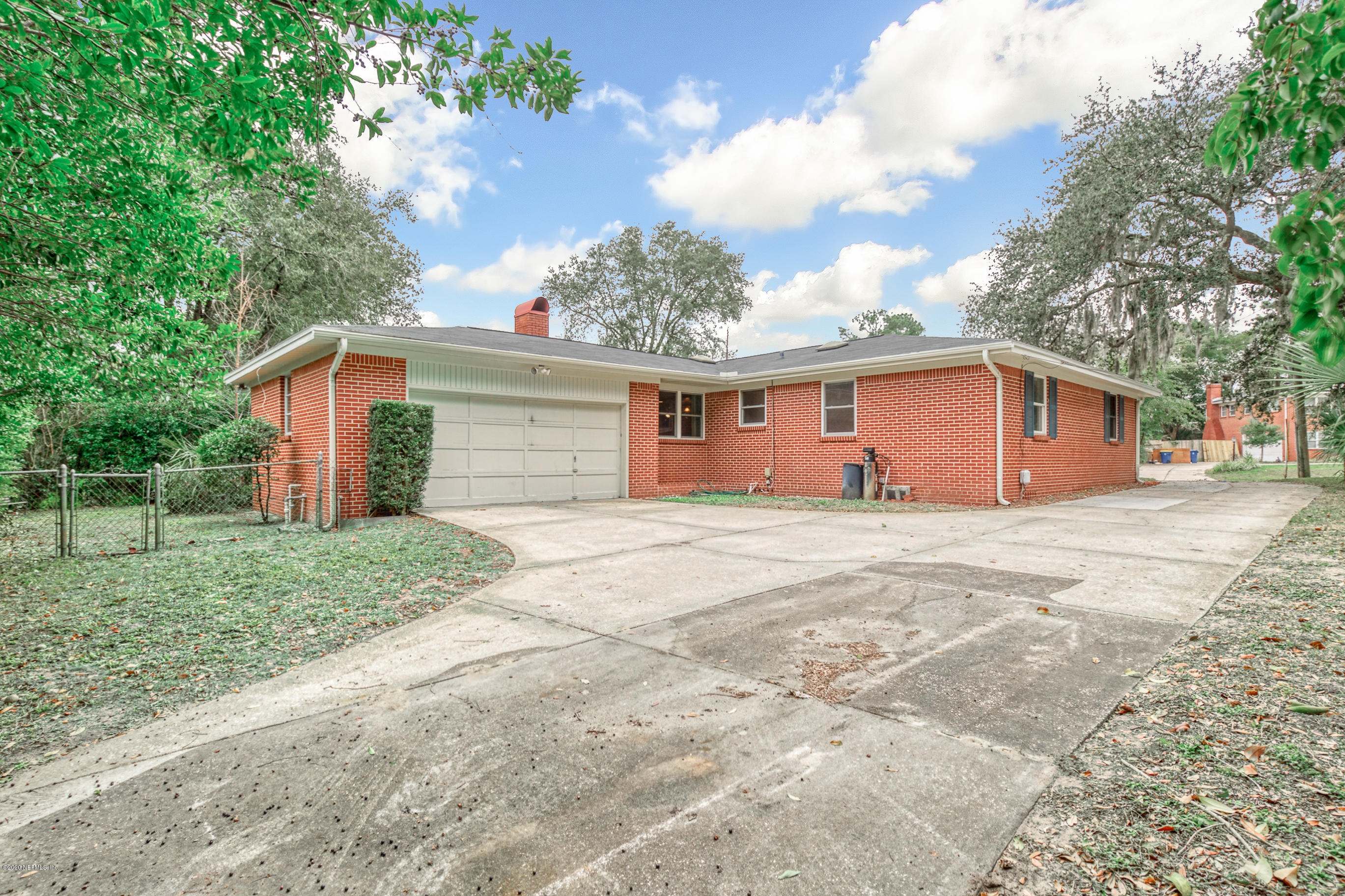 1305 Timber Lane Jacksonville, FL 32211 - Photo 48 of 58 a front view of house with yard
