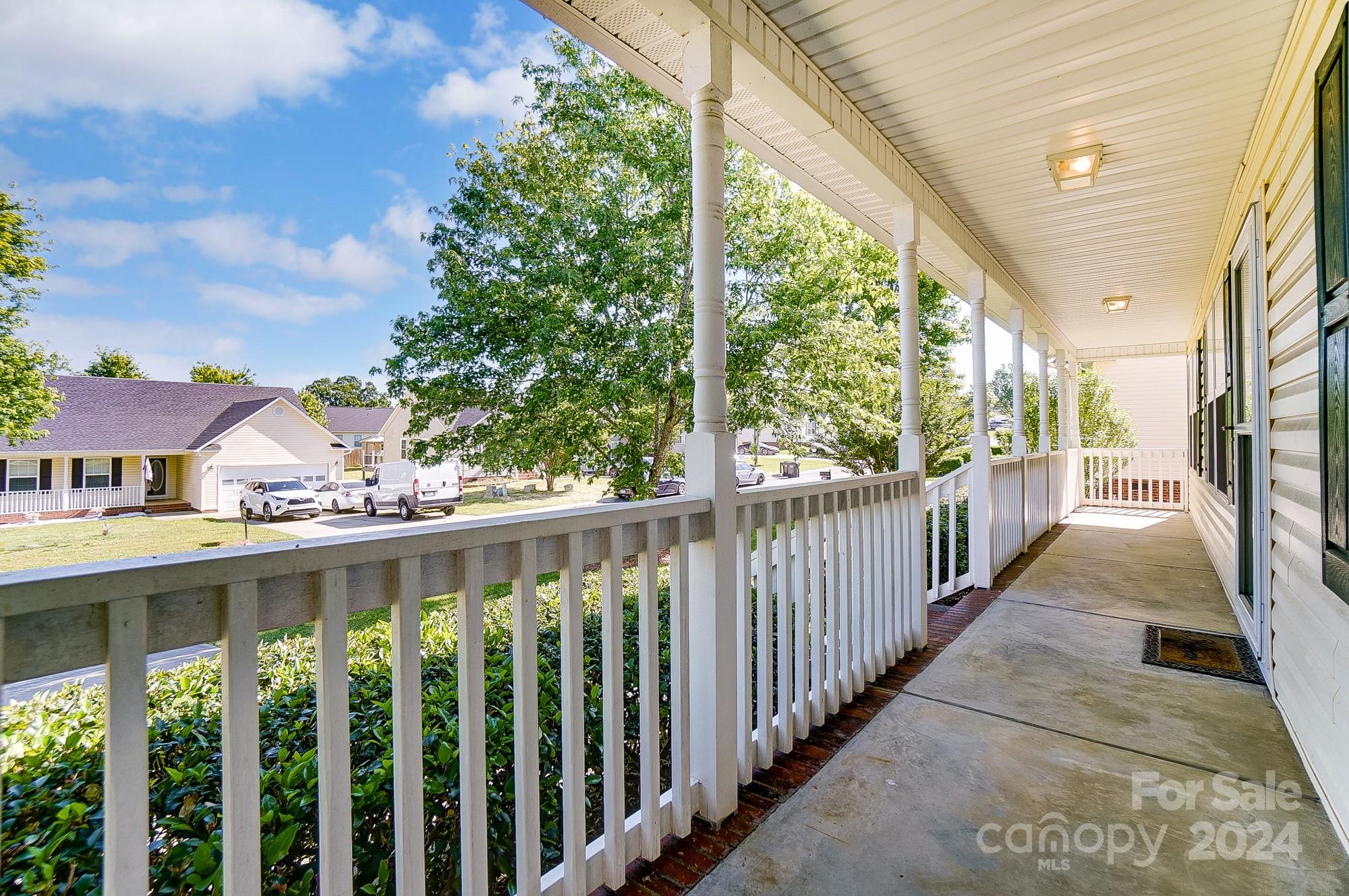741 Kendall Green Road Fort Mill, SC 29715 - Photo 7 of 45 Gallery Image 7