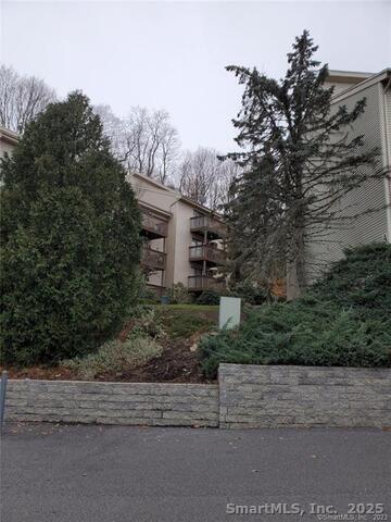 38 Padanaram Avenue, Unit 20B Danbury, CT 06811 - Photo 13 of 13