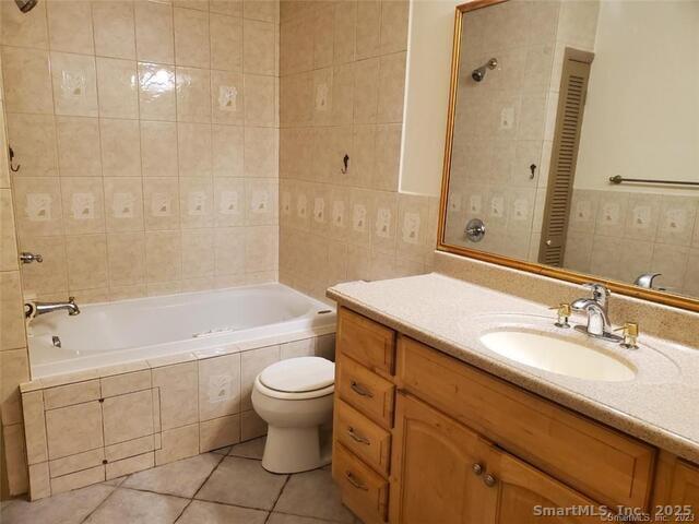 38 Padanaram Avenue, Unit 20B Danbury, CT 06811 - Photo 9 of 13