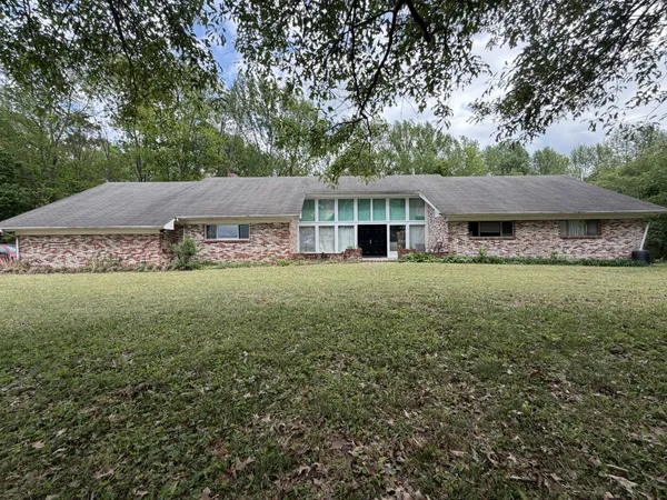 $457,500 | 4280 Hillsboro Viola Road, Hillsboro, TN 37342